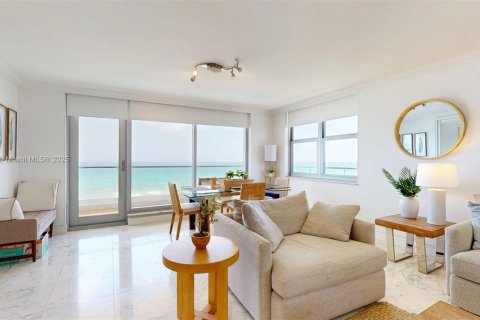 Copropriété à vendre à Hallandale Beach, Floride: 2 chambres, 214.14 m2 № 1848264 - photo 9