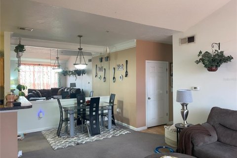 Condo in Bradenton, Florida, 2 bedrooms  № 1772889 - photo 26