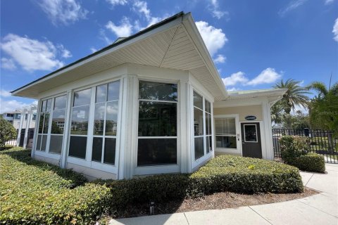 Condo in Bradenton, Florida, 2 bedrooms  № 1772889 - photo 14