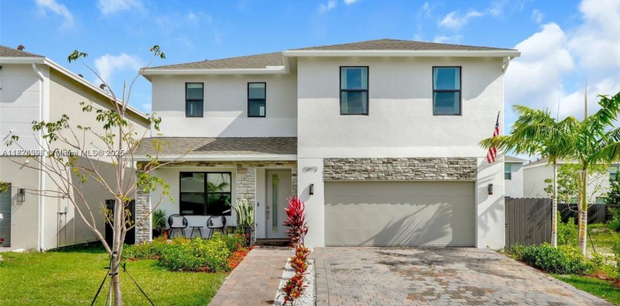 Villa ou maison à Homestead, Floride 4 chambres, 236.34 m2 № 2022437