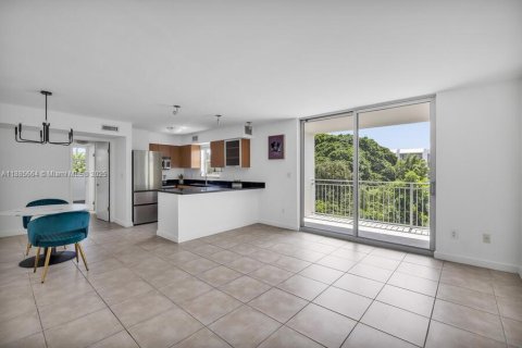 Condominio en venta en Miami, Florida, 1 dormitorio, 68.84 m2 № 1933380 - foto 6