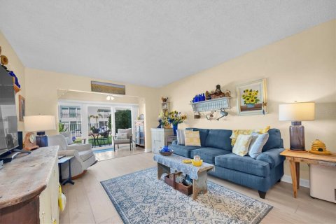 Condominio en alquiler en Clearwater, Florida, 2 dormitorios, 89.19 m2 № 1653245 - foto 4