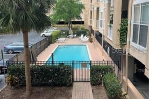 Condominio en Clearwater, Florida, 1 dormitorio № 2210878