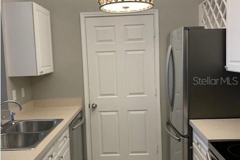 Condo in Clearwater, Florida, 1 bedroom № 2210878 - photo 9