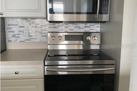 Condo in Clearwater, Florida, 1 bedroom № 2210878 - photo 8