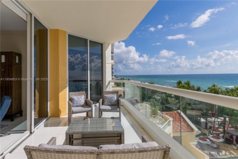 Condo in Sunny Isles Beach, Florida, 3 bedrooms  № 2022691 - photo 9