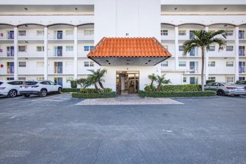 Condo in North Palm Beach, Florida, 2 bedrooms  № 2271888