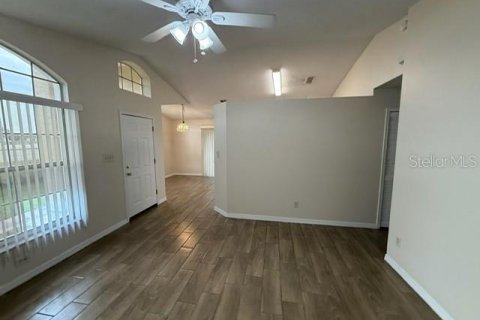 Villa ou maison à louer à Kissimmee, Floride: 3 chambres, 112.41 m2 № 2413994 - photo 23