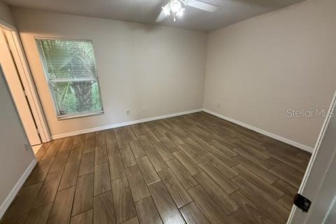 Villa ou maison à louer à Kissimmee, Floride: 3 chambres, 112.41 m2 № 2413994 - photo 9