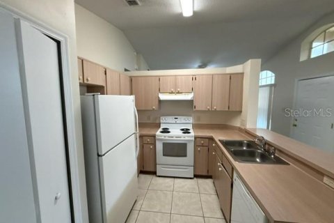 Villa ou maison à louer à Kissimmee, Floride: 3 chambres, 112.41 m2 № 2413994 - photo 20