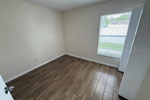 Villa ou maison à louer à Kissimmee, Floride: 3 chambres, 112.41 m2 № 2413994 - photo 10