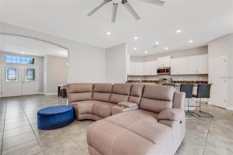 House in Lakeland, Florida 4 bedrooms, 208.01 sq.m. № 1653759 - photo 13