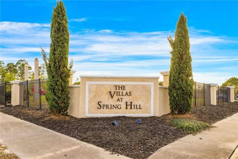 Adosado en alquiler en Spring Hill, Florida, 2 dormitorios, 119.01 m2 № 1719948 - foto 1