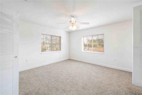 Adosado en alquiler en Spring Hill, Florida, 2 dormitorios, 119.01 m2 № 1719948 - foto 11