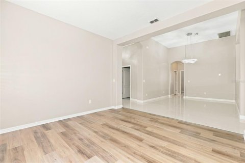 Casa en venta en Wesley Chapel, Florida, 4 dormitorios, 213.68 m2 № 2386146 - foto 7