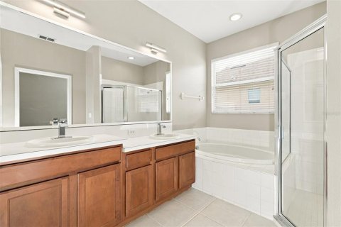 Casa en venta en Wesley Chapel, Florida, 4 dormitorios, 213.68 m2 № 2386146 - foto 25