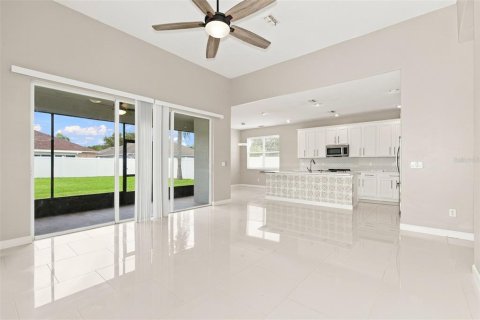 Casa en venta en Wesley Chapel, Florida, 4 dormitorios, 213.68 m2 № 2386146 - foto 9
