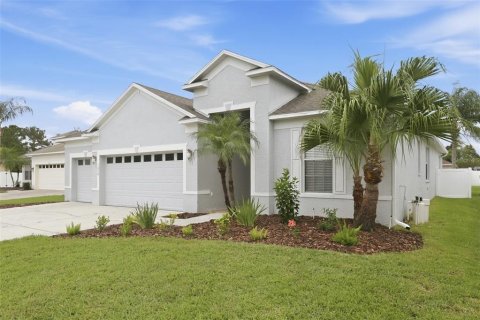 Casa en venta en Wesley Chapel, Florida, 4 dormitorios, 213.68 m2 № 2386146 - foto 2