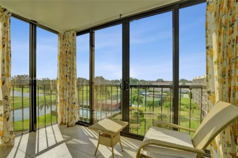 Condominio en venta en Pembroke Pines, Florida, 1 dormitorio, 74.32 m2 № 2152920 - foto 20