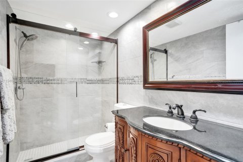 Condominio en venta en Pembroke Pines, Florida, 1 dormitorio, 74.32 m2 № 2152920 - foto 11