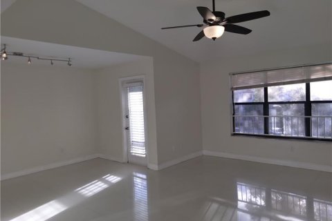 Condo à Pompano Beach, Floride, 2 chambres № 2304879
