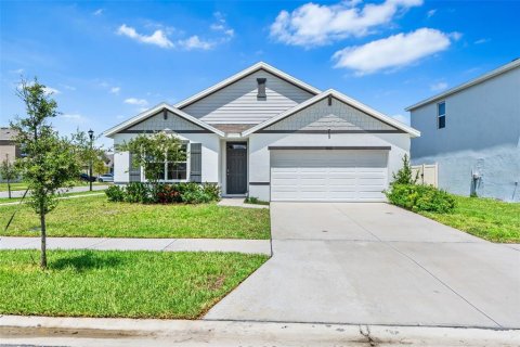 Casa en venta en Wesley Chapel, Florida, 4 dormitorios, 171.5 m2 № 1898883 - foto 1