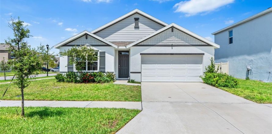 Casa en Wesley Chapel, Florida 4 dormitorios, 171.5 m2 № 1898883