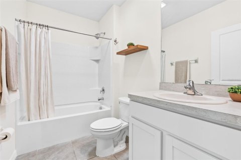 Casa en venta en Wesley Chapel, Florida, 4 dormitorios, 171.5 m2 № 1898883 - foto 23