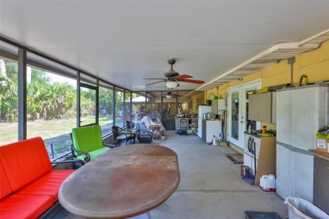 Immobilier commercial à vendre à Wimauma, Floride: 521.37 m2 № 2131575 - photo 9