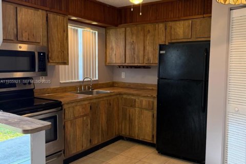 Condo in Margate, Florida, 2 bedrooms  № 1994004 - photo 5