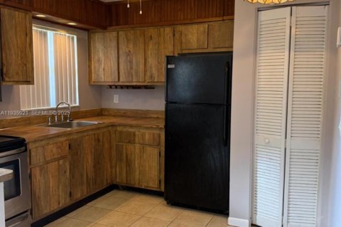 Condo in Margate, Florida, 2 bedrooms  № 1994004 - photo 6