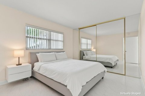 Купить кондоминиум в Помпано-Бич, Флорида 3 комнаты, 90.58м2, № 2240522 - фото 5