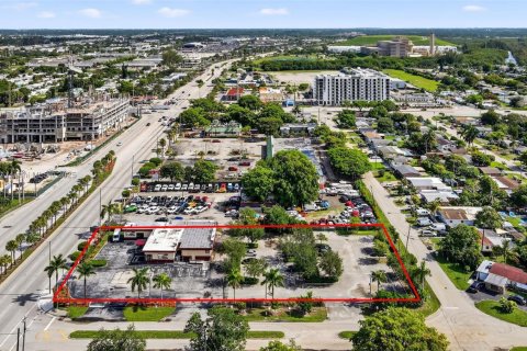 Propiedad comercial en venta en Hollywood, Florida № 1940122 - foto 11