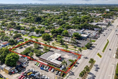 Propiedad comercial en venta en Hollywood, Florida № 1940122 - foto 6