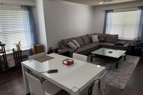 Copropriété à louer à Gainesville, Floride: 3 chambres, 131.92 m2 № 2280378 - photo 4