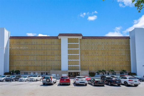 Condominio en venta en Oakland Park, Florida, 2 dormitorios, 84.73 m2 № 2067834 - foto 8