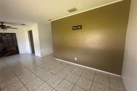 Casa en venta en Saint Petersburg, Florida, 3 dormitorios, 103.68 m2 № 1899108 - foto 17