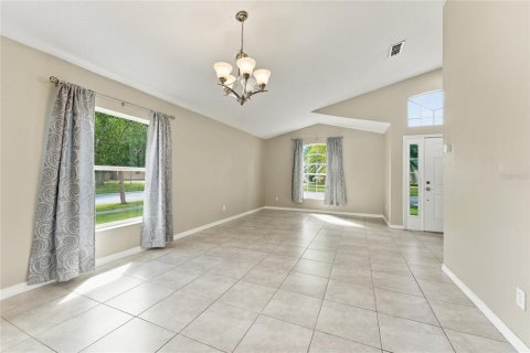 Villa ou maison à vendre à Kissimmee, Floride: 4 chambres, 180.69 m2 № 2419855 - photo 16