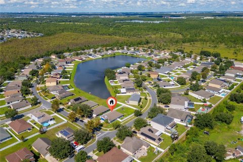 Villa ou maison à vendre à Kissimmee, Floride: 4 chambres, 180.69 m2 № 2419855 - photo 7
