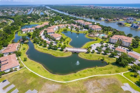 Condo in Palm Coast, Florida, 2 bedrooms  № 1908634 - photo 8