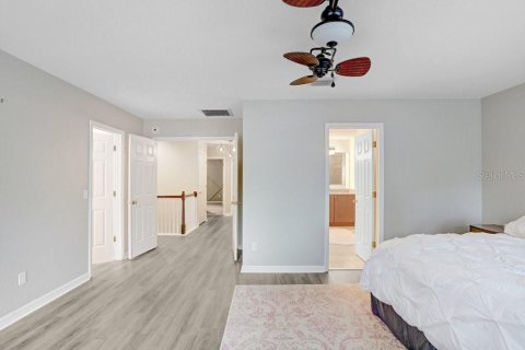 Townhouse in Brandon, Florida 4 bedrooms, 260.68 sq.m. № 1657132 - photo 12