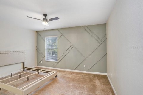Townhouse in Brandon, Florida 4 bedrooms, 260.68 sq.m. № 1657132 - photo 20