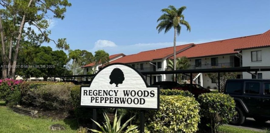 Condo à Naples, Floride, 2 chambres № 1840953