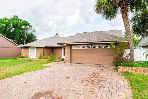 Villa ou maison à vendre à Orlando, Floride: 3 chambres, 163.14 m2 № 2419780 - photo 2