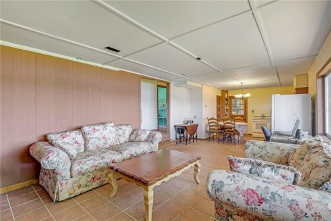 Villa ou maison à vendre à Pomona Park, Floride: 2 chambres, 96.53 m2 № 1793057 - photo 10