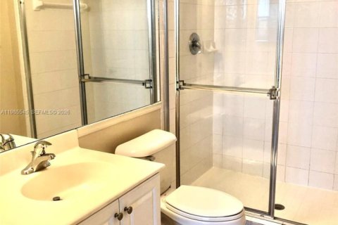 Снять в аренду кондоминиум в Мирамар, Флорида 2 спальни, 97.36м2, № 2048131 - фото 10