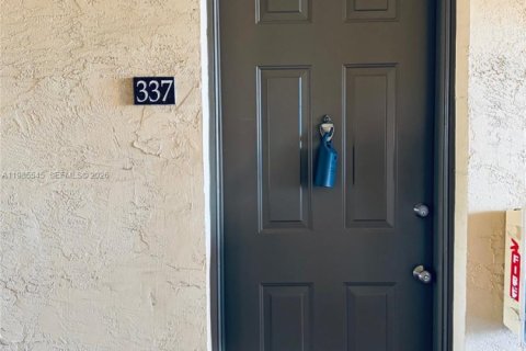 Снять в аренду кондоминиум в Мирамар, Флорида 2 спальни, 97.36м2, № 2048131 - фото 12