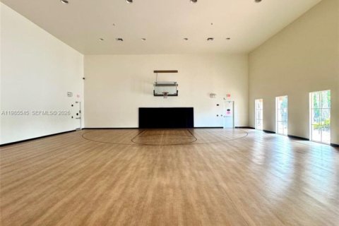 Снять в аренду кондоминиум в Мирамар, Флорида 2 спальни, 97.36м2, № 2048131 - фото 19