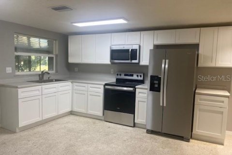 House in Hudson, Florida 3 bedrooms, 135.45 sq.m. № 1527946 - photo 11