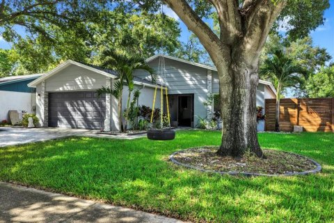 Villa ou maison à vendre à Largo, Floride: 3 chambres, 138.15 m2 № 1901989 - photo 2